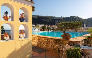 Gallery image of Grand Hotel La Favorita in Sorrento