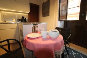 Kuchnia lub aneks kuchenny w obiekcie Del Parque Flats Alvarez Suite