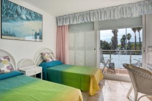 Posteľ alebo postele v izbe v ubytovaní Big Villa Sagaró + 15 fotografií
