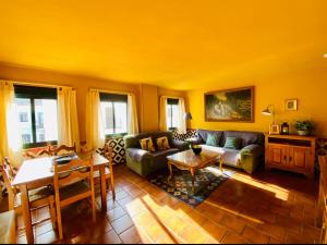 Χώρος καθιστικού στο La Estancia Villa Rosillo