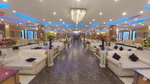 Εστιατόριο ή άλλο μέρος για φαγητό στο Royaute Luxury Hotel Sialkot