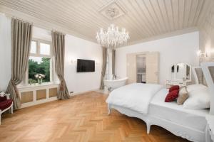 Posteľ alebo postele v izbe v ubytovaní Hotel & Restaurant Chateau Trnová
