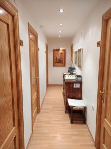 Fotografie z fotogalerie ubytování Hostal Escartín v destinaci Sabiñánigo