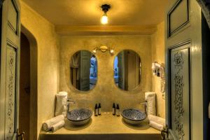 Koupelna v ubytování Riad Amaris
