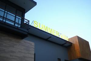 Fotografie z fotogalerie ubytování Hotel Summerville ve městě Majalengka