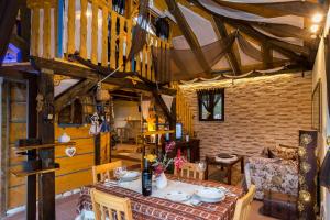 Posezení v ubytování Holiday Home Lazuština Paradise