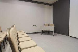 Zona business o sala conferenze di The Legacy Luxury Hotel, Algiers