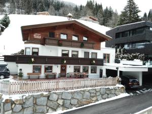 Gallery image of Chalet Kirsten in Zell am See