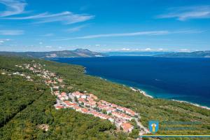 Skats uz naktsmītni VILLA DIAMOND YourCroatiaHoliday no putna lidojuma