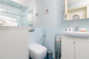 Łazienka w obiekcie Sailor Apartment Jastrzębia Góra by Renters Prestige