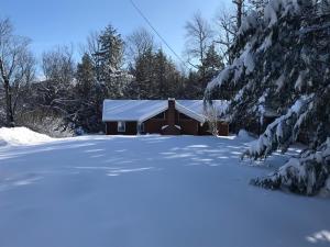 Rota Lodge om vinteren