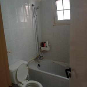 Ванная комната в Makenzy 12