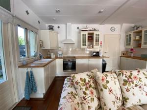 Kuchyňa alebo kuchynka v ubytovaní Bed & breakfast FF rust