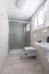 Kúpeľňa v ubytovaní Casa Bos Dolpfin Wellness Luxury Entire Villa Pool & Jacuzzi Gran Alacant near Beach