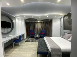 Postel nebo postele na pokoji v ubytování New W Hotel