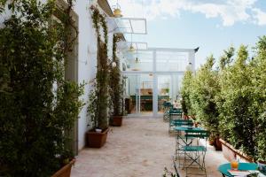 Κήπος έξω από το IL FIORE D'ORO LUXURY