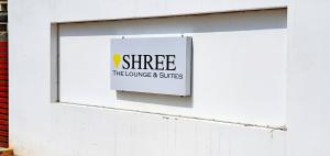 Certifikát, hodnocení, plakát nebo jiný dokument vystavený v ubytování Shree Suites