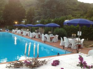 The swimming pool at or close to Park Hotel Napoleone