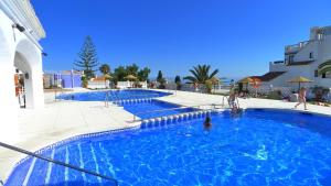 Bazén v ubytovaní R838 Capistrano Playa 213 alebo v jeho blízkosti