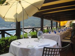 
A restaurant or other place to eat at Palazzo Vescovile Hotel
