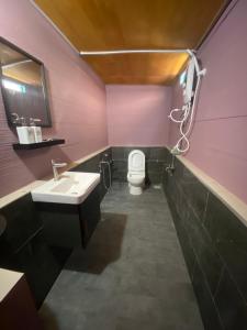 Et badeværelse på Tioman Santai Resort