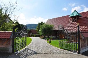 Gallery image of Landhotel Zur Pferdetränke in Schleid