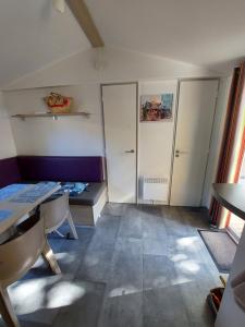 Posezení v ubytování Mobil home climatisé Carnac