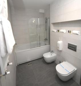 Hotel Kole 욕실