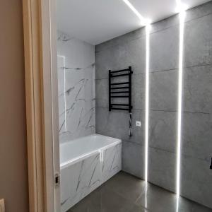 Ванна кімната в AVALON Apart-Hotel