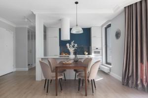Fotografia z galérie ubytovania PERYSKOP - apartament w centrum Gdyni v destinácii Gdynia