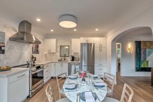 Φωτογραφία από το άλμπουμ του Reno Home Less Than 1 Mile to Midtown and Truckee River σε Reno