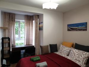 Postel nebo postele na pokoji v ubytování New The Twins Varna Two-Bedroom, Apt 3 at 15 Tsani Ginchev Street, floor 2