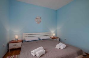 Postel nebo postele na pokoji v ubytování Apartment in Klimno - Insel Krk 41835