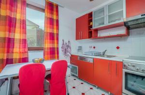 Kuchyň nebo kuchyňský kout v ubytování Apartment in Klimno - Insel Krk 41835 + 17 fotografií