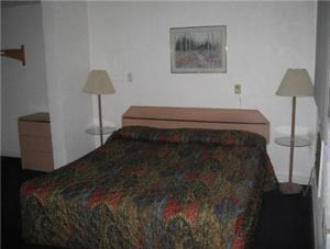 Postel nebo postele na pokoji v ubytování Hub Motel