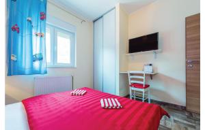 Postel nebo postele na pokoji v ubytování Three-Bedroom Holiday Home In Dubrava