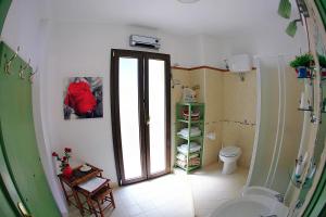 A bathroom at B&B La Veduta