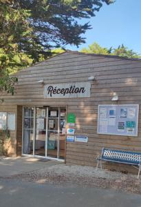 Imagen de la galería de Camping Les Maraises, en Saint-Martin-de-Ré