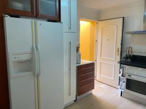 Kuchnia lub aneks kuchenny w obiekcie Chiclana casa maría