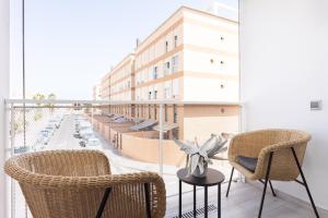 Balkón alebo terasa v ubytovaní New 140m2 loft-style flat at town heart, 3 beaches close CASA LEON