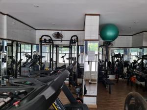 Posilňovňa alebo fitness centrum v ubytovaní Costa Azul