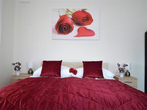 Postel nebo postele na pokoji v ubytování Bogácsa Apartman