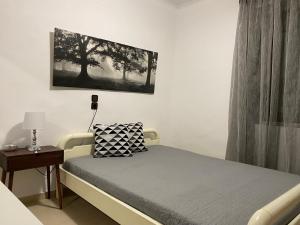 A bed or beds in a room at Sarakinas Farm House
