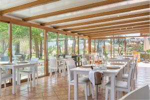 Restaurace v ubytování Finca Hotel Can Canals & Spa