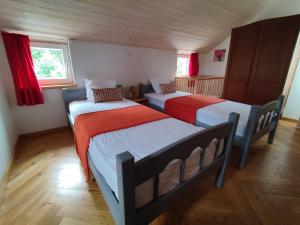 Postel nebo postele na pokoji v ubytování Gite d'Arbûmont