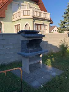 Budova, v ktorej sa dovolenkový dom nachádza
