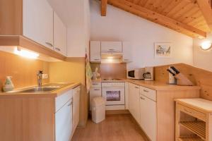Kuchyňa alebo kuchynka v ubytovaní Ferienhaus Artho