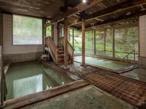 Bazén v ubytování Aomori Winery Hotel nebo v jeho okolí