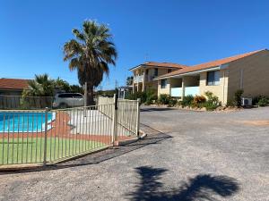 Gallery image of Ocean View Villas in Geraldton