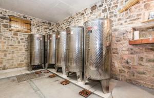 Gallery image of Holiday Home Sunce Dalmacije in Mratovo +15 photos